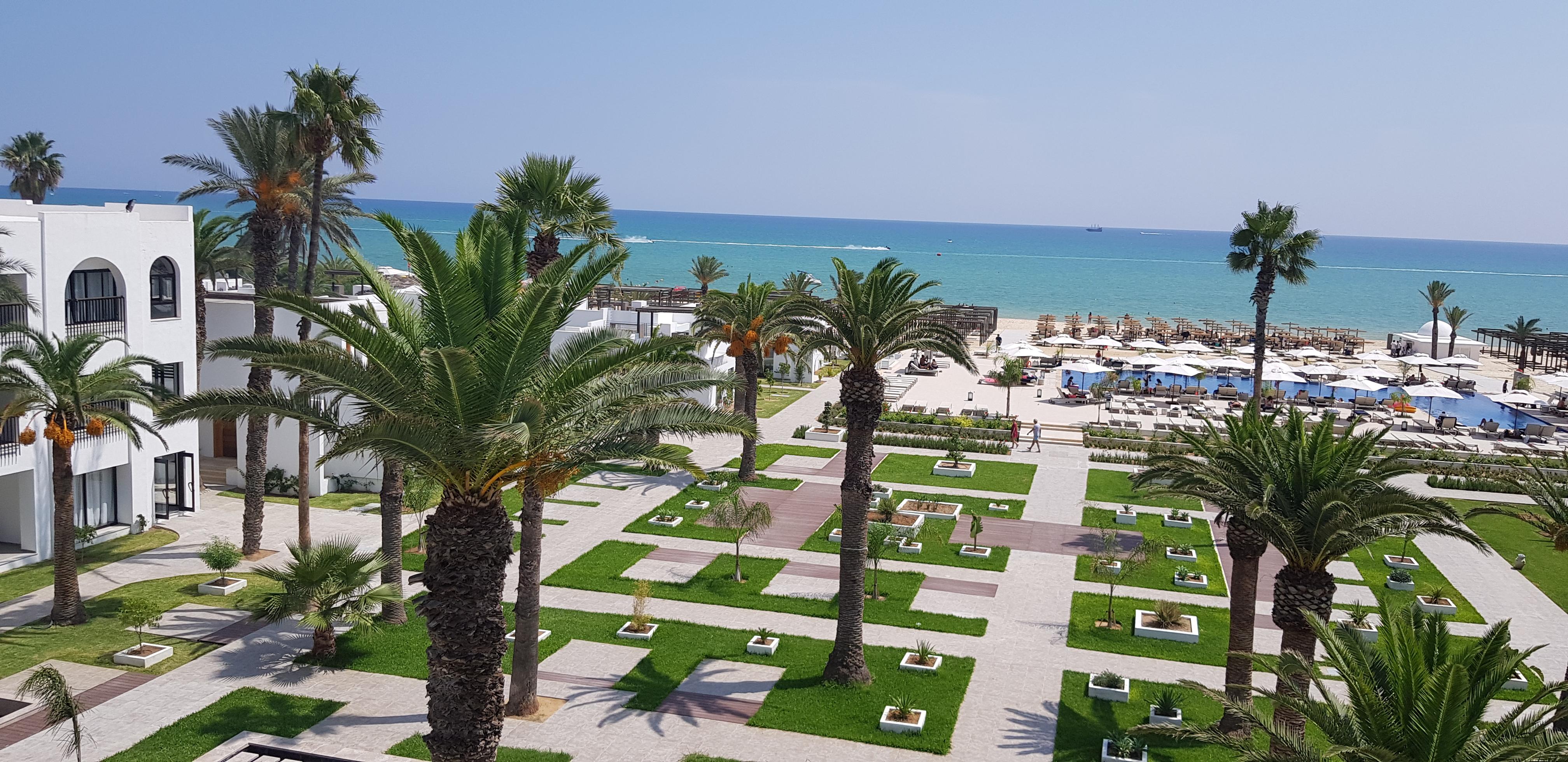 Les Orangers Garden Villas And Bungalows Ultra All Inclusive ハンマメット エクステリア 写真 A view of the beach in Hammamet