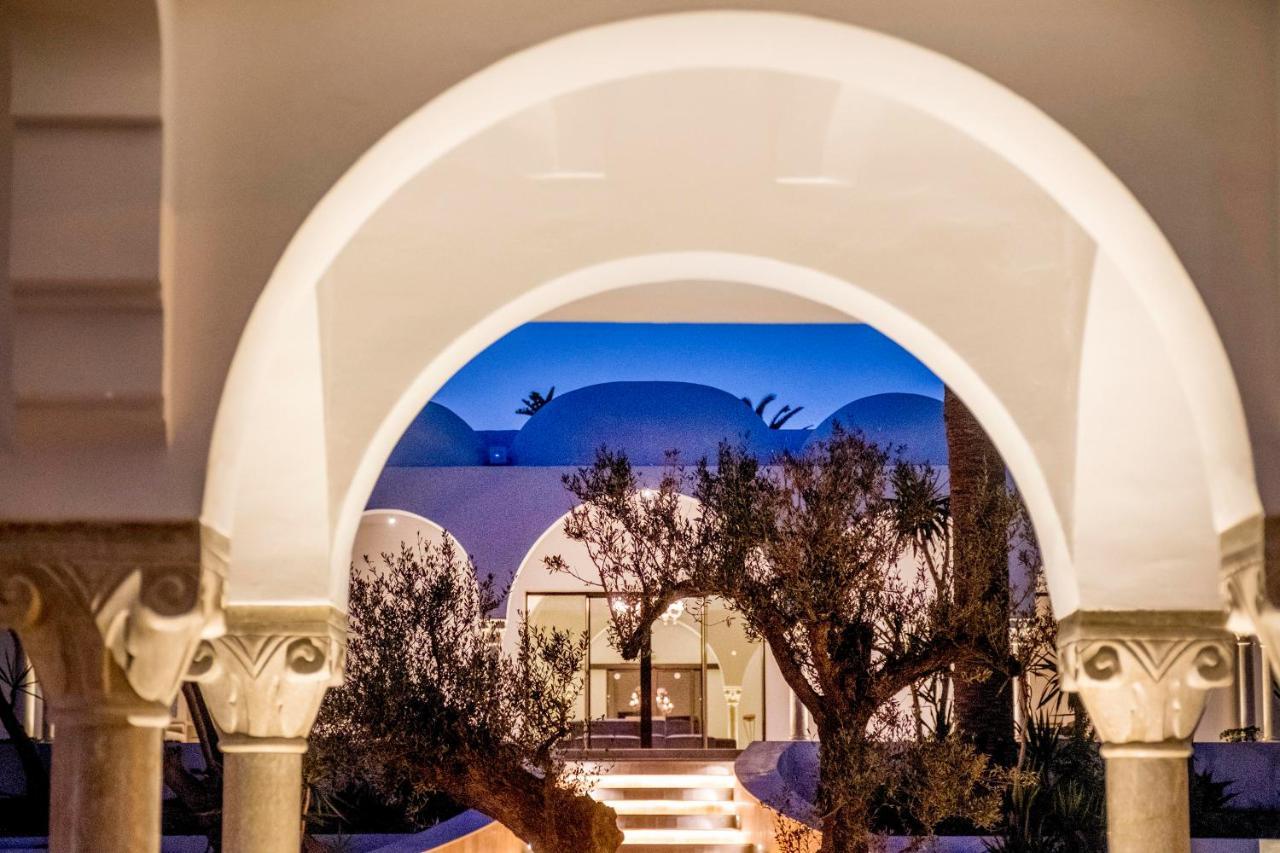 Les Orangers Garden Villas And Bungalows Ultra All Inclusive ハンマメット エクステリア 写真 The hotel's entrance